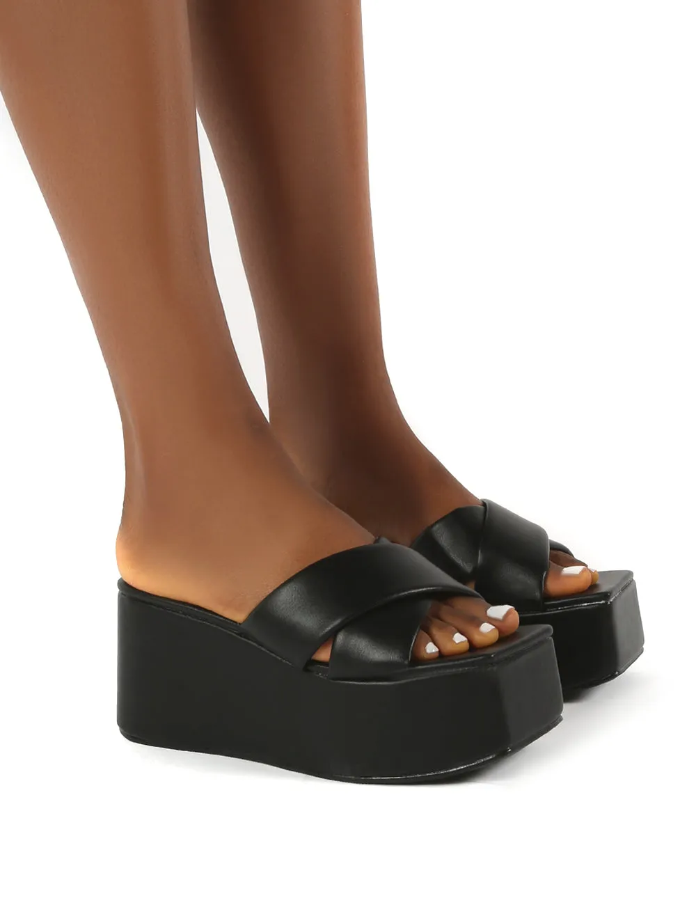 Elevate Black PU Flatform Sole Cross Strap Sandals