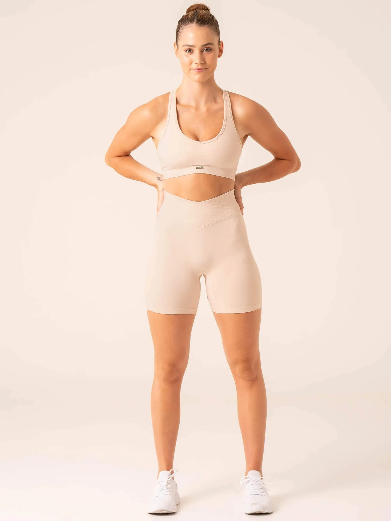 Focus Scrunch Seamless Shorts - Chalk Marl