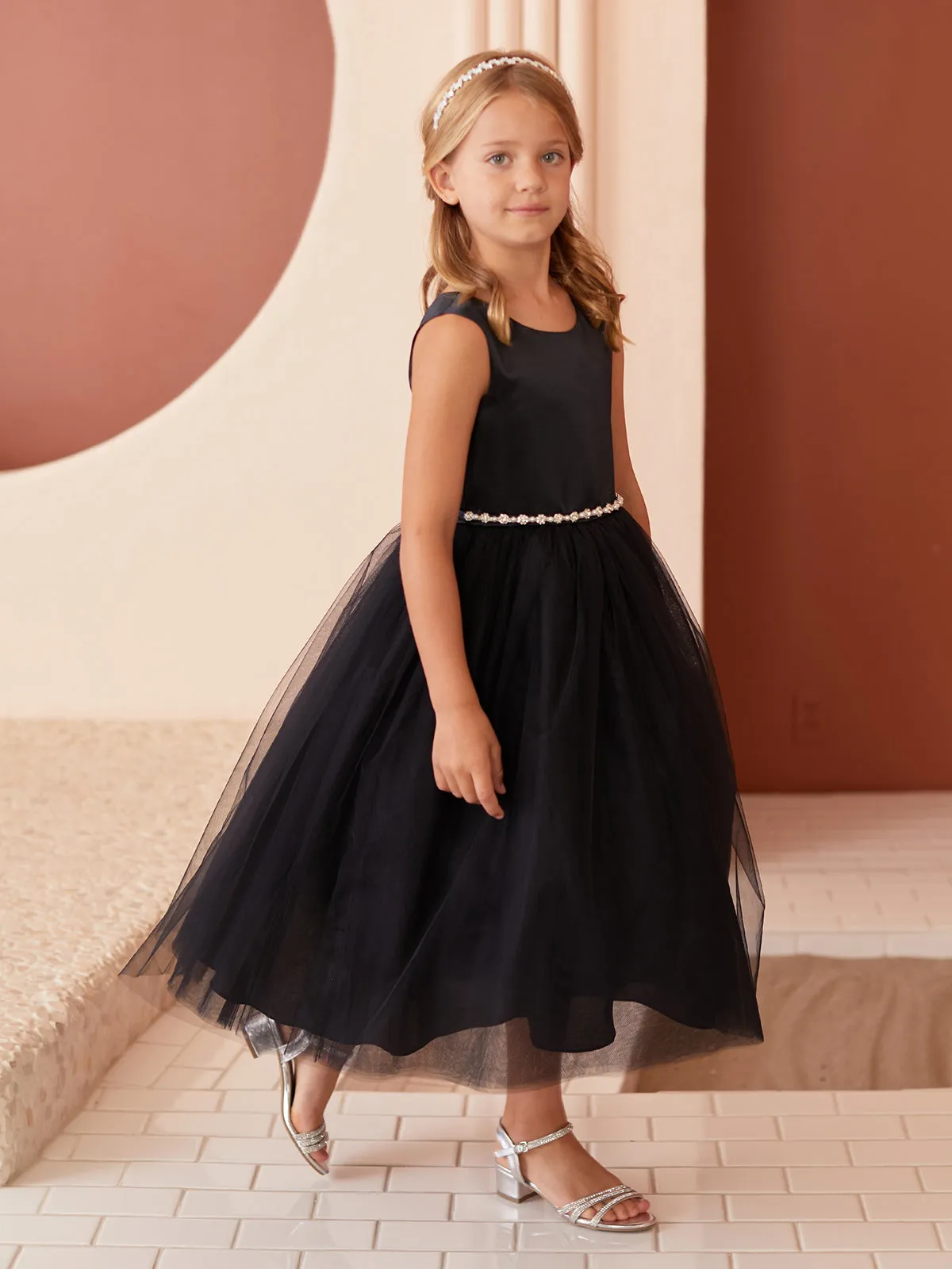 Girls Scoop Neckline Elegant Trim Special Occasion Dress, 2-18