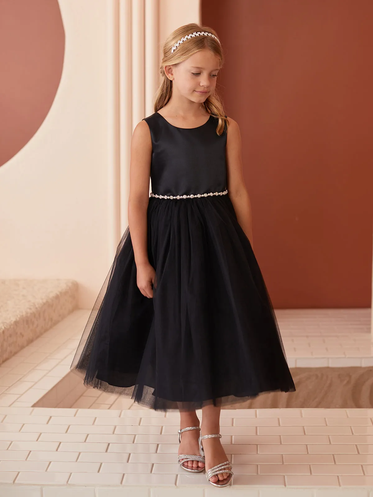 Girls Scoop Neckline Elegant Trim Special Occasion Dress, 2-18