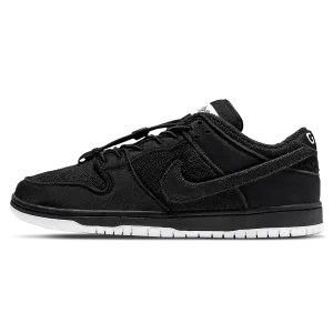 Gnarhunters x Nike Dunk Low SB 'Black'