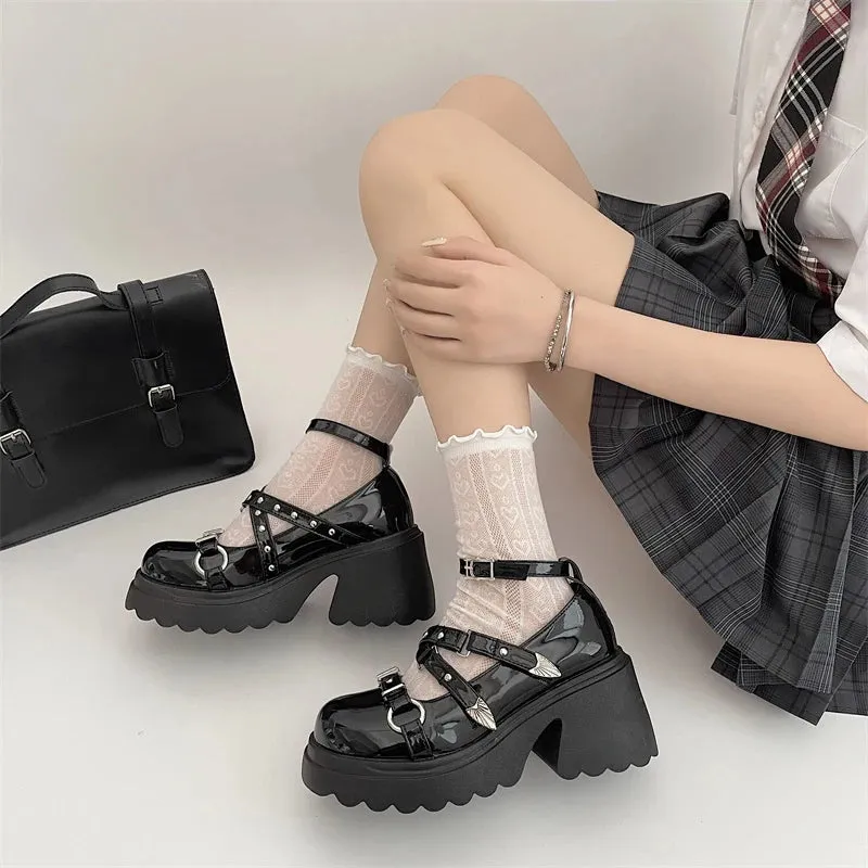 Hnzxzm Fashion Rivet Gothic Punk Shoes for Women Cross Strap Platform Mary Janes Woman Metal Decoration Thick Heels Lolita Shoes