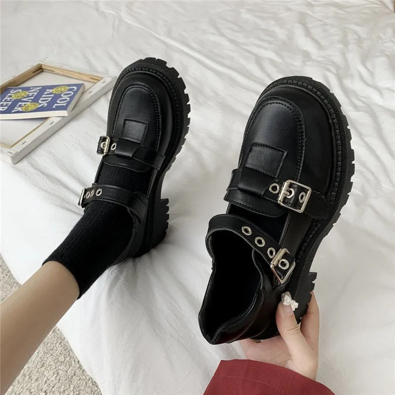 Joskaa Lolita Shoes Harajuku Buckle Mary Janes Shoes Women Cross-Tied Platform Shoes Patent Leather Girls Shoes Rivet Casual Shoes