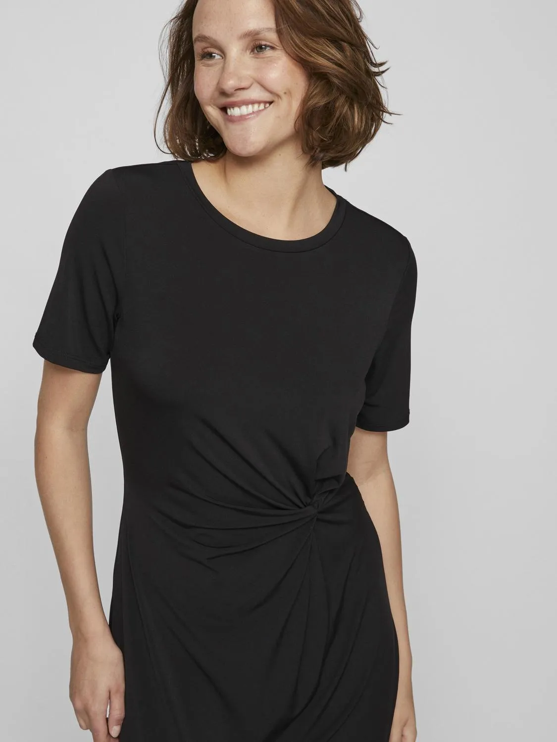 PATRIKA MIDI DRESS (Black)