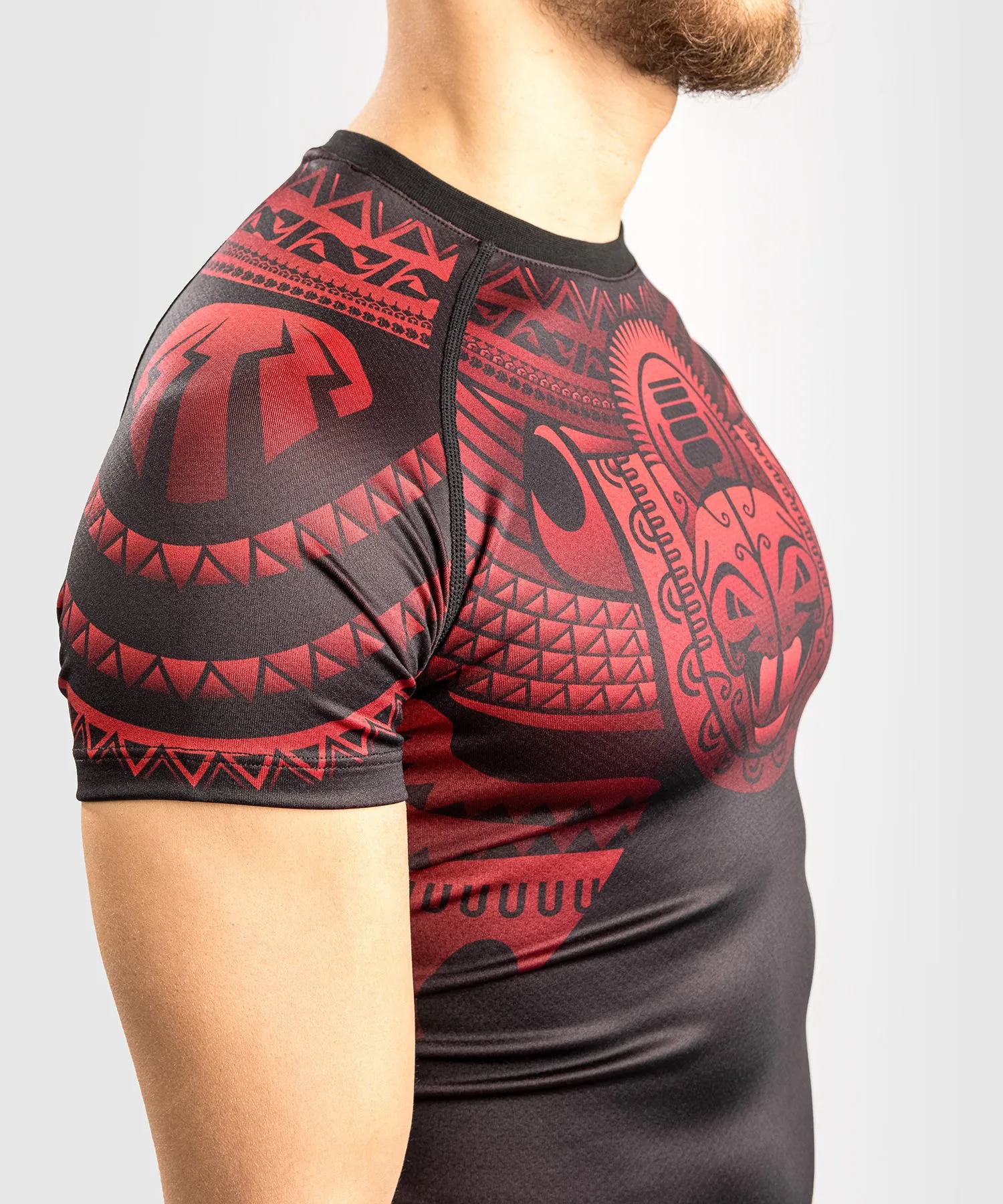 Venum Nakahi Rashguard - Short Sleeves - Black/Red