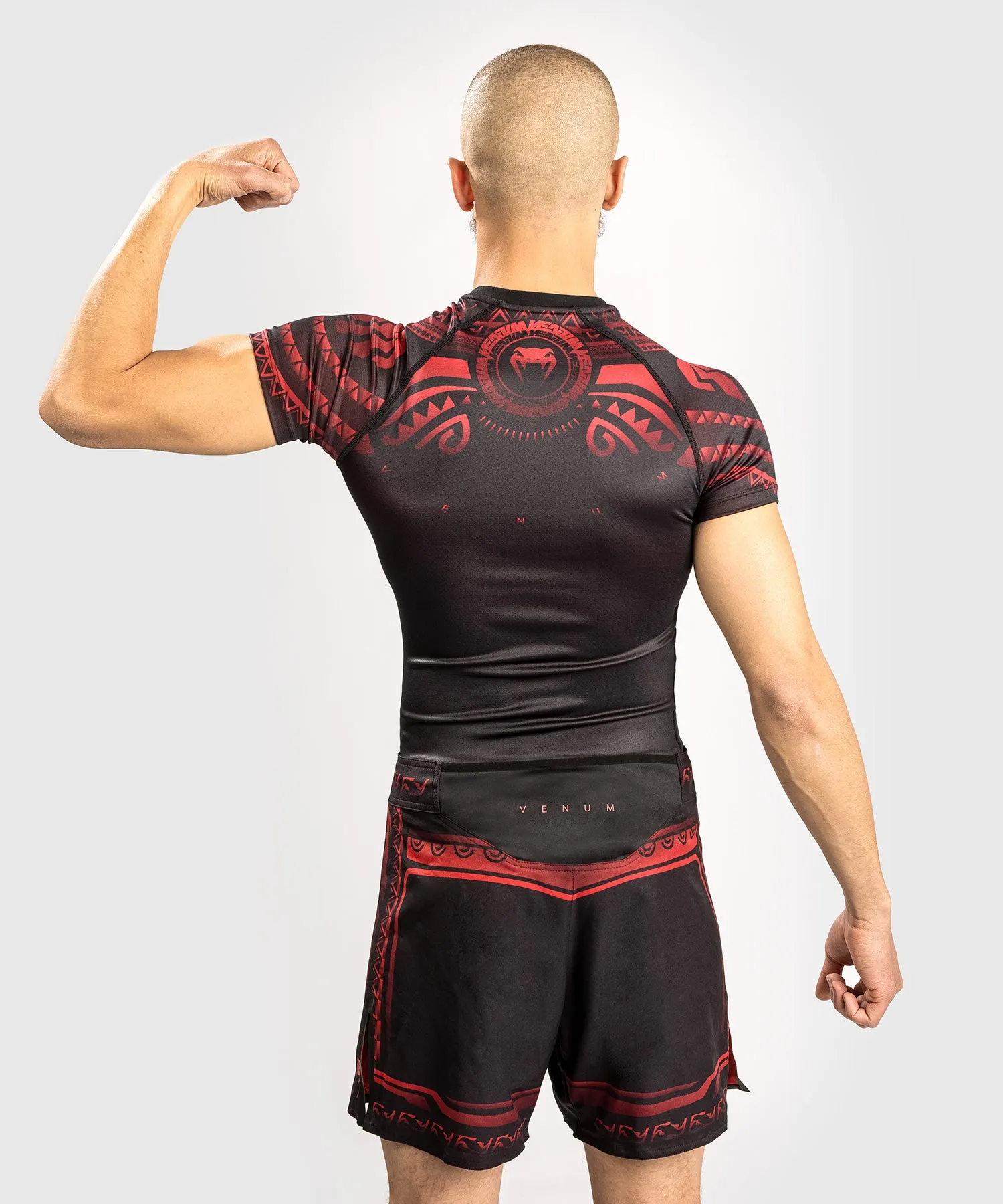 Venum Nakahi Rashguard - Short Sleeves - Black/Red