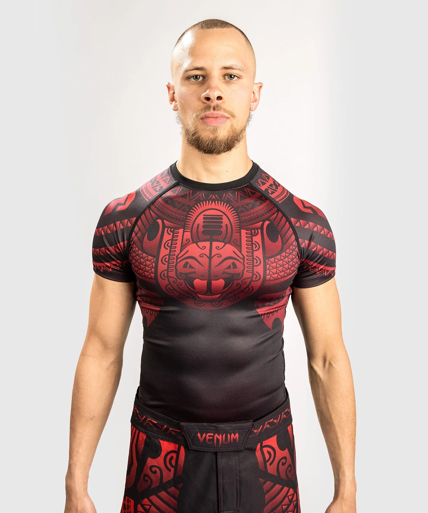 Venum Nakahi Rashguard - Short Sleeves - Black/Red